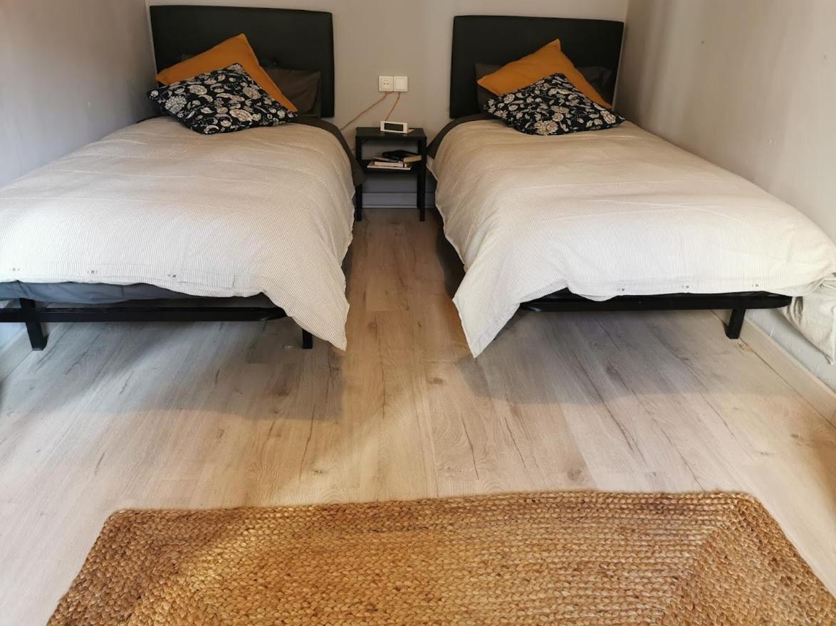 B&B Sallent Bagian luar foto